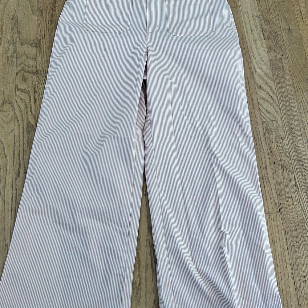Women's Size 14 "LOFT" Rose Beige & White Striped Trousers Sear Sucker Pants GUC